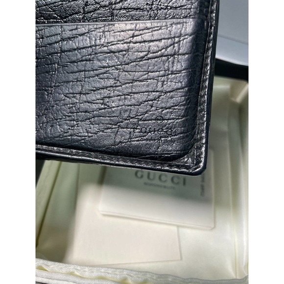 Gucci Very Recent Black Leather Bifold Wallet - Picture 12 of 12